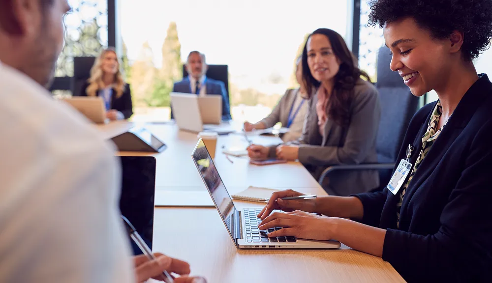 meeting-self-funded-health-insurance-trends